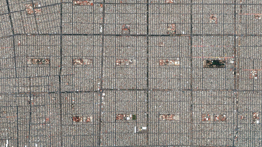 rues-batiments-places-ciudad-nezahualcoyotl-zone-metropolitaine-mexico
