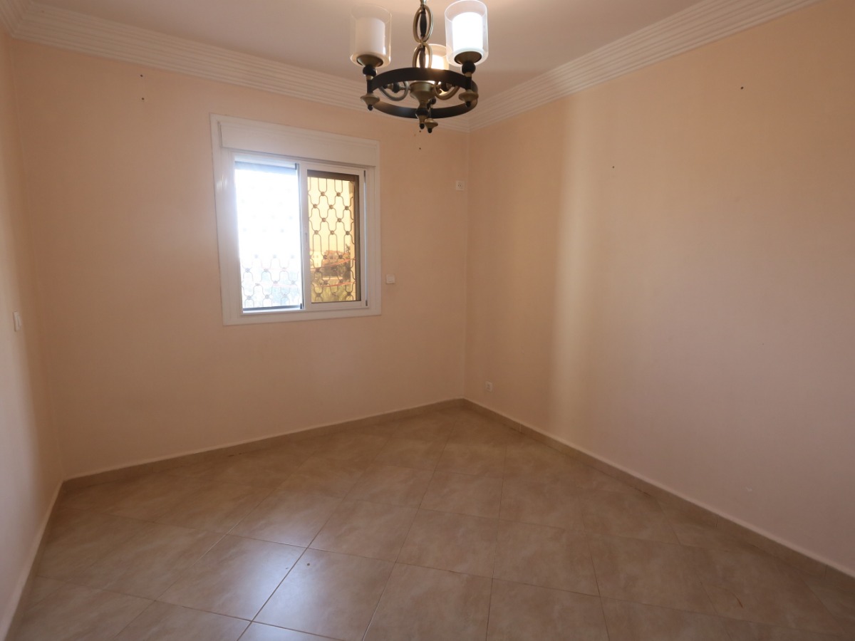 Vente Appartement Oran à Oran (hai zitoune ) annonce 222143