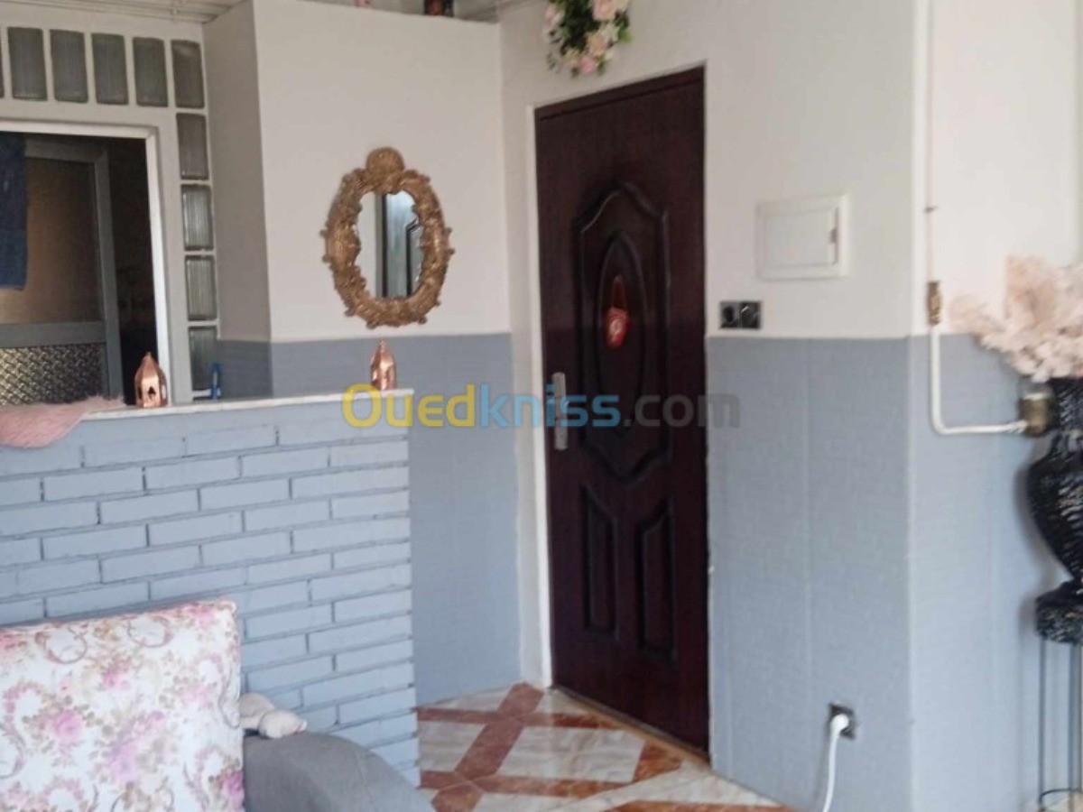  Vente  Appartement Kouba à Alger