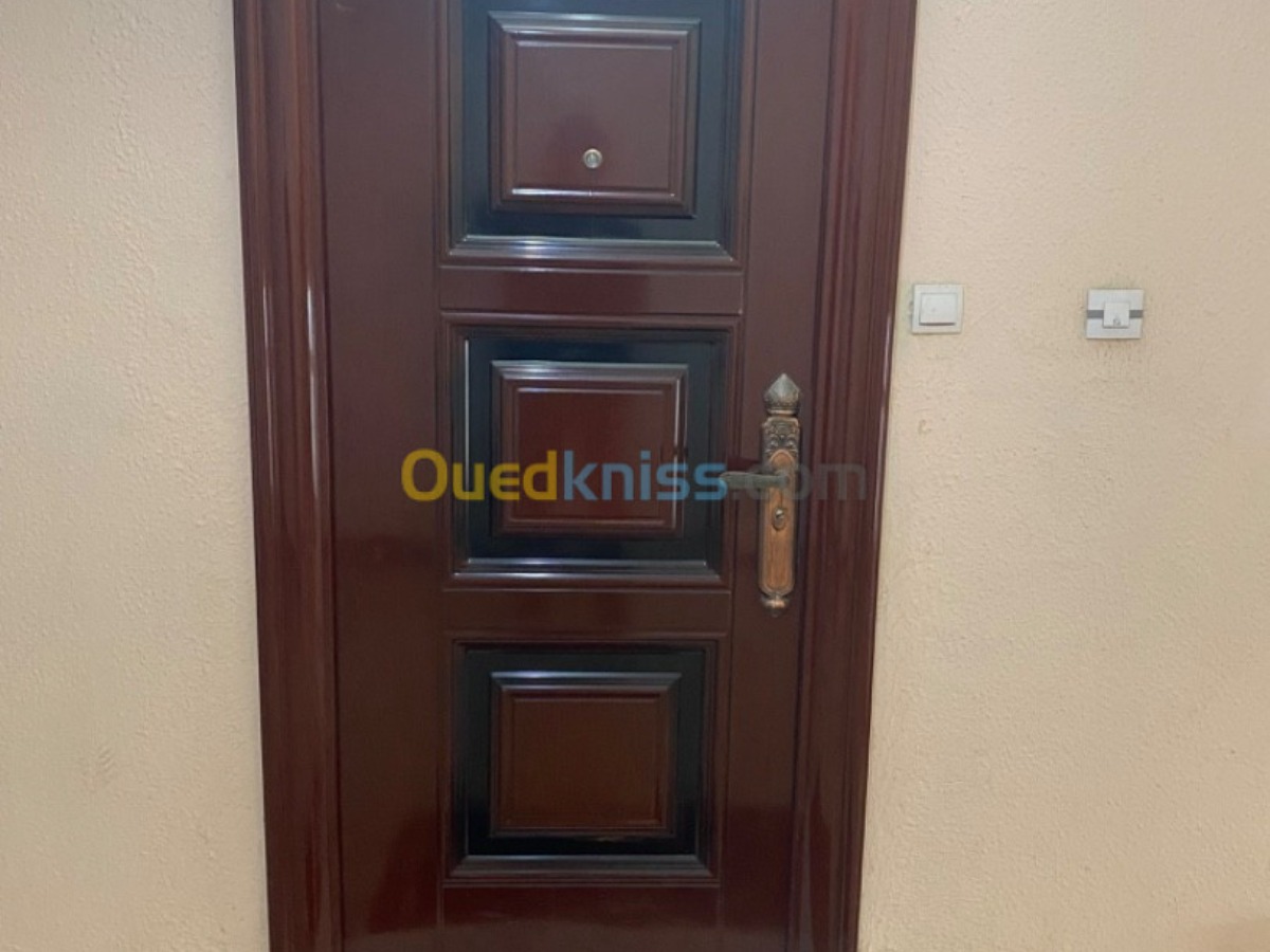  Vente  Appartement Kouba à Alger