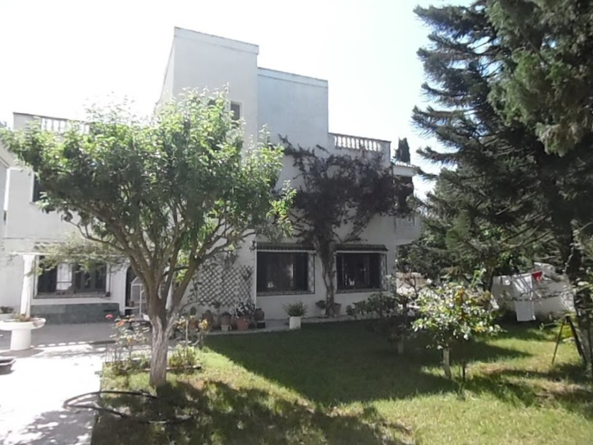  Vente  Villa Bouzareah à Alger